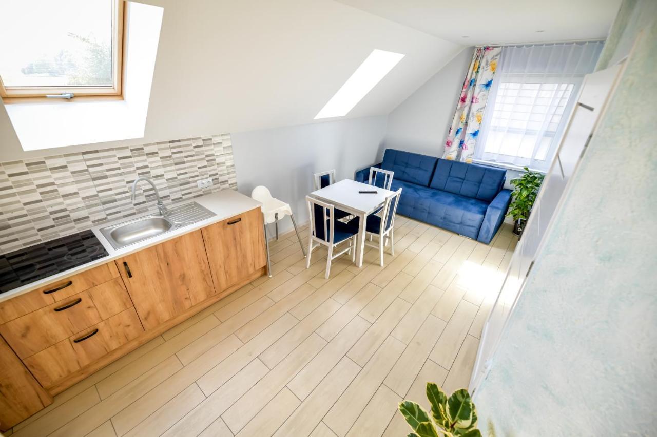 Kempingzator Apartamenty Exteriör bild