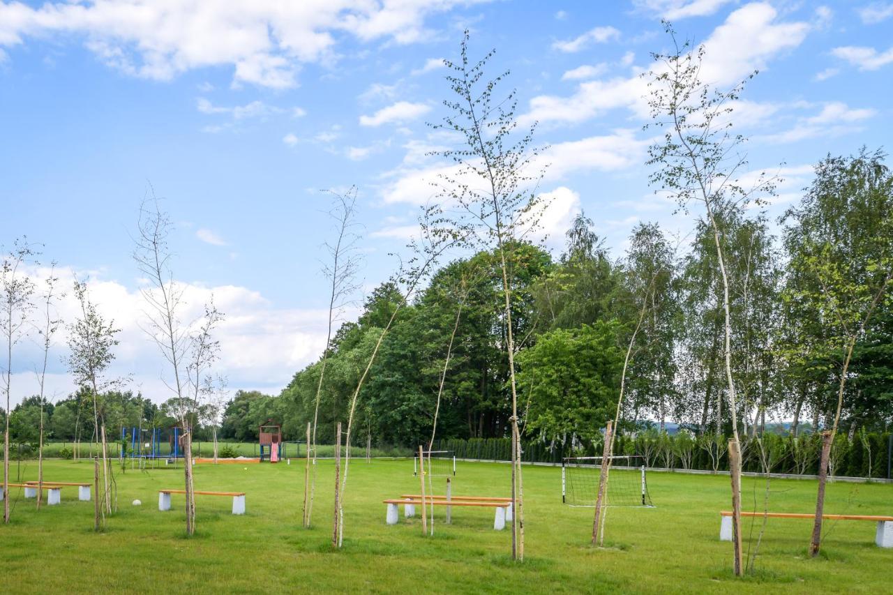 Kempingzator Apartamenty Exteriör bild
