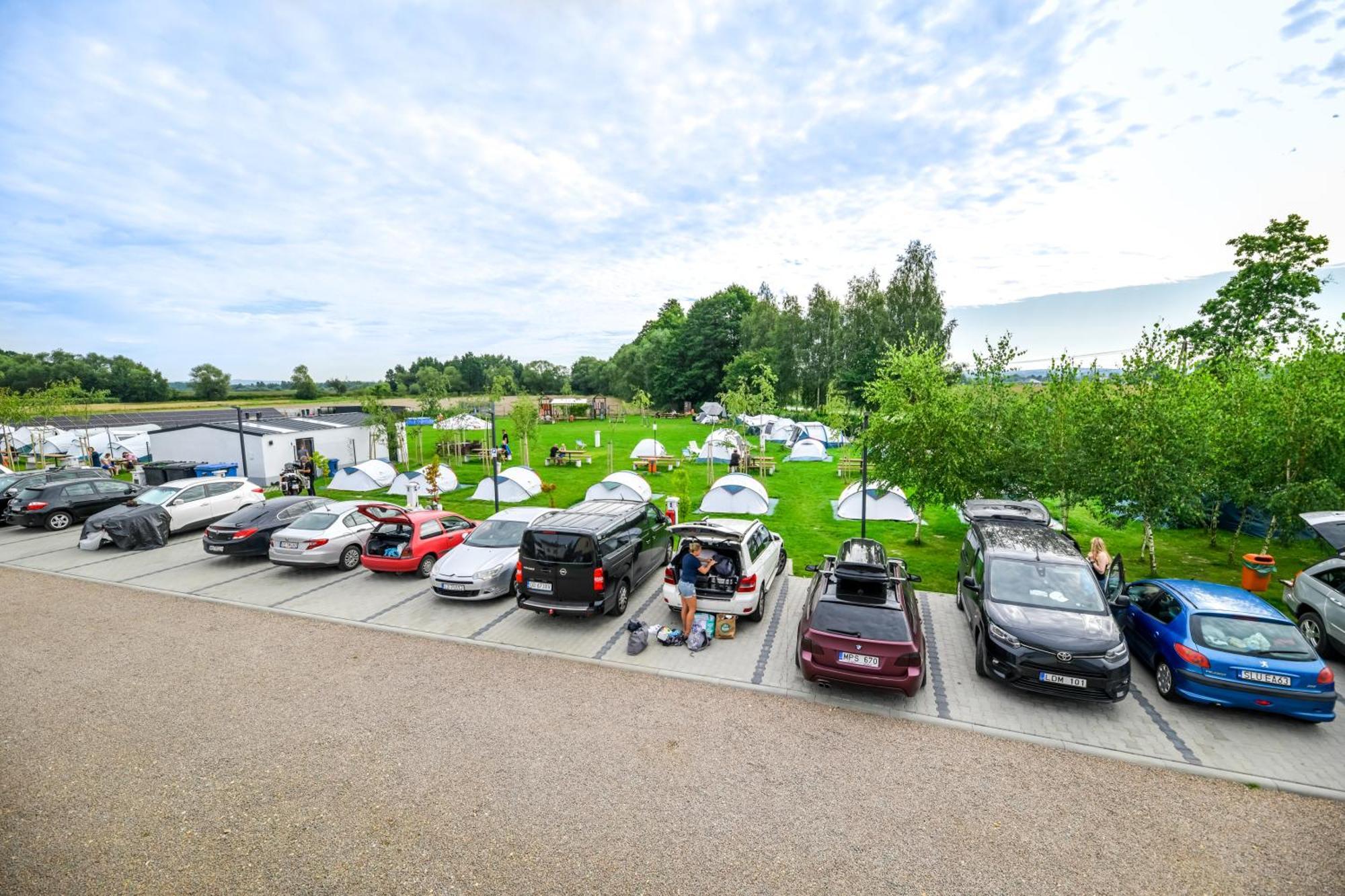 Kempingzator Apartamenty Exteriör bild